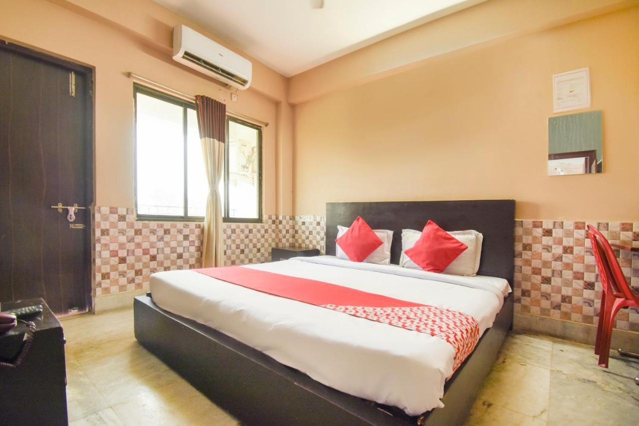 Oyo Flagship 72260 Seema International Gauripur (West Bengal) Exterior photo